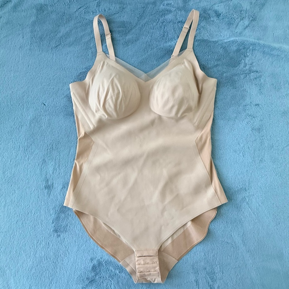 Honeylove • Tan Shapewear Bodysuit with Adjustable Straps Size XL